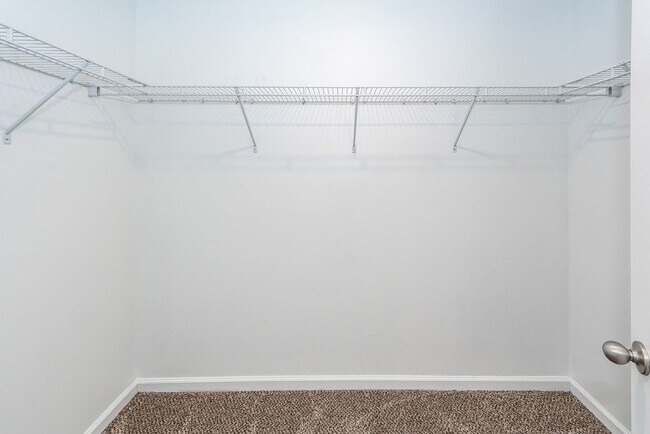 Building Photo - 3 Bedroom, 2.5 Bathroom Townhome in Cane Bay - Summerville