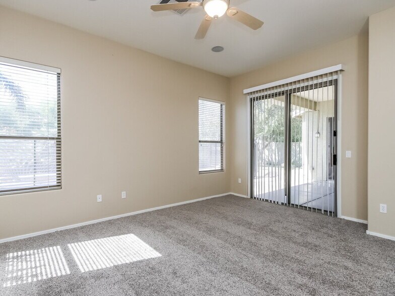 Building Photo - 1714 S Colonial Dr