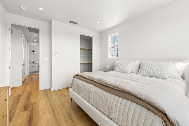 Building Photo - 212 Wakeful Wy