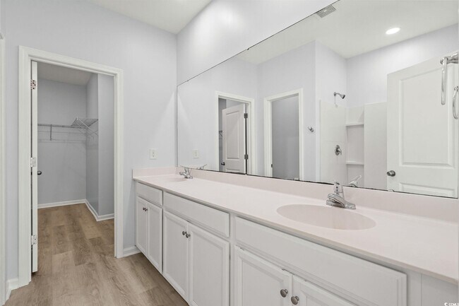 Building Photo - 336 Hidden Cove Dr