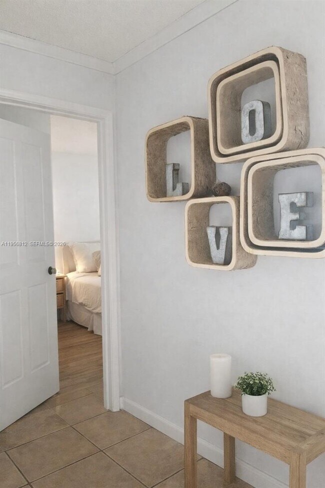 Building Photo - 15761 SW 137th Ave