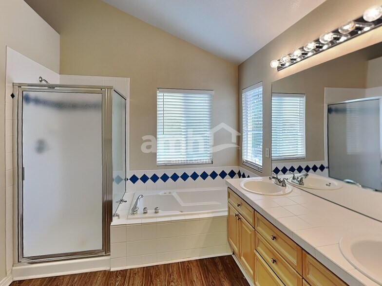 Building Photo - 4244 Lark Sparrow St