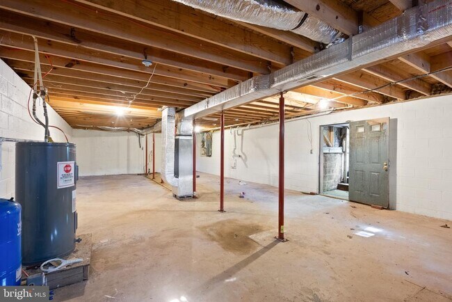 Building Photo - 6314 Foster Rd