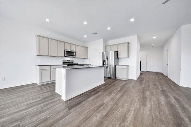 Building Photo - 12115 Blue Coast Ln