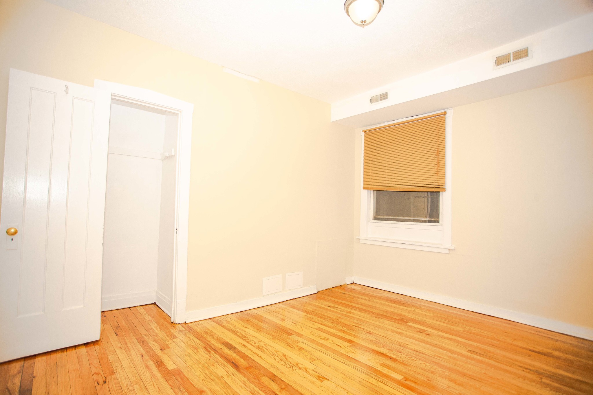 Building Photo - 5301 W Jackson Blvd