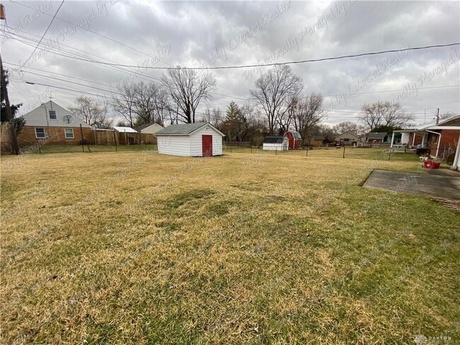 Building Photo - 563 Buttercup Ave