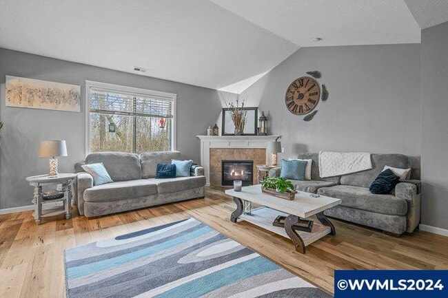 Building Photo - 3179 Beatrice Ave SE