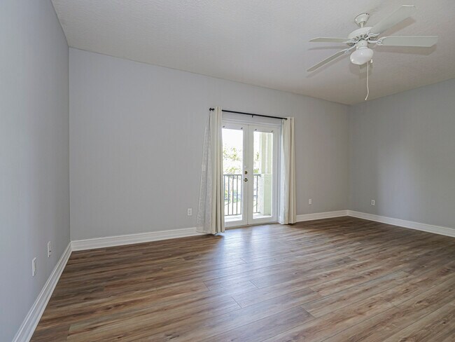 Building Photo - 1835 Bridgepointe Cir