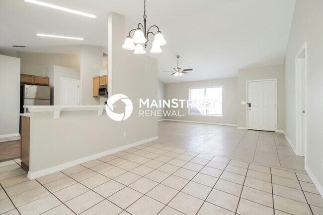 Building Photo - 3 Bedroom Pet-Friendly Home in MINNEOLA, FL with Main Street Renewal
