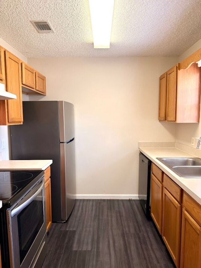 Building Photo - 109 Sapelo Dr
