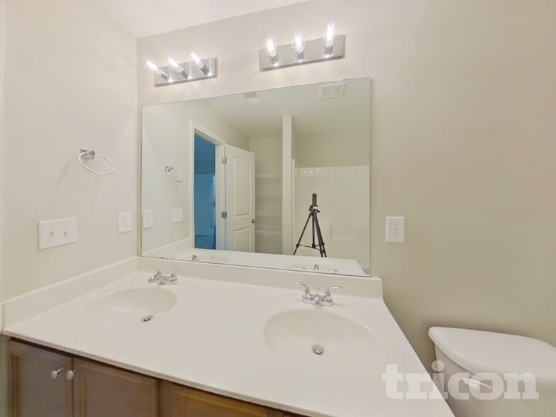 Building Photo - 318 Cedar Ridge