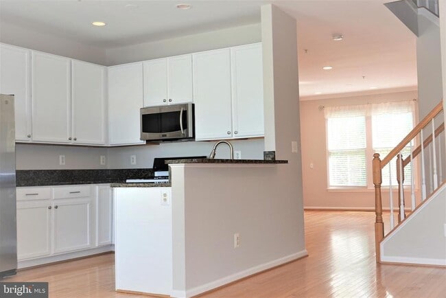 Building Photo - 708 Reserve Champion Dr