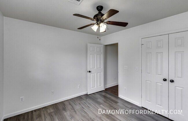 Building Photo - 107 Emery Drive