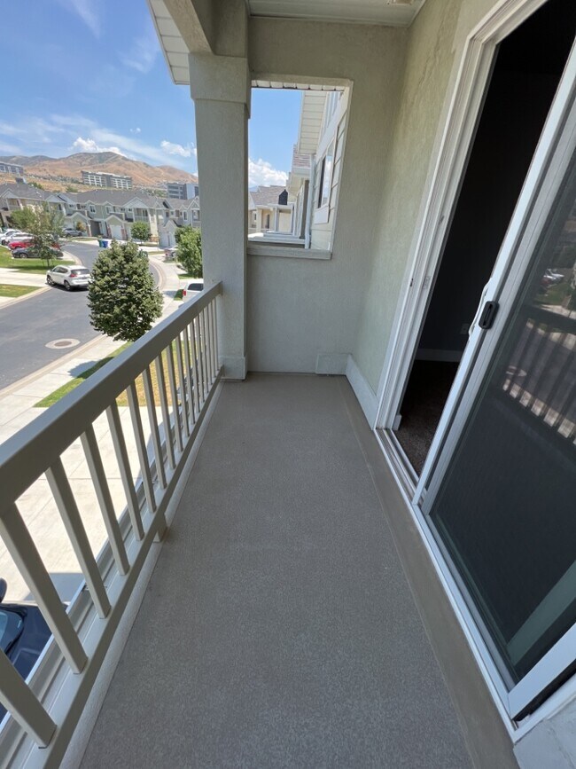 Building Photo - 3159 W Prairie Grass Dr