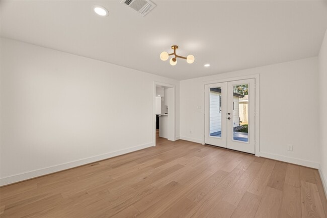 Building Photo - 9242 Autauga St