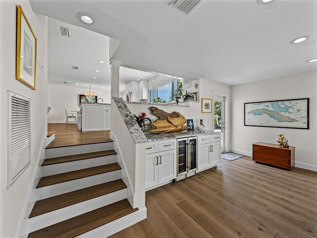 Building Photo - 829 59th Ave