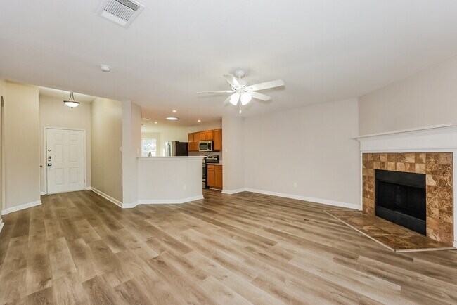 Building Photo - 213 Garden Valley Ln