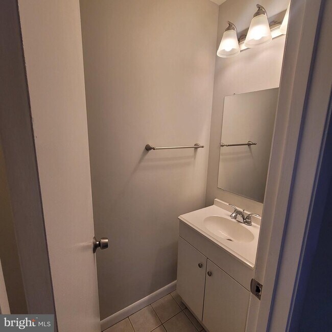 Building Photo - 3733 Monacco Ct