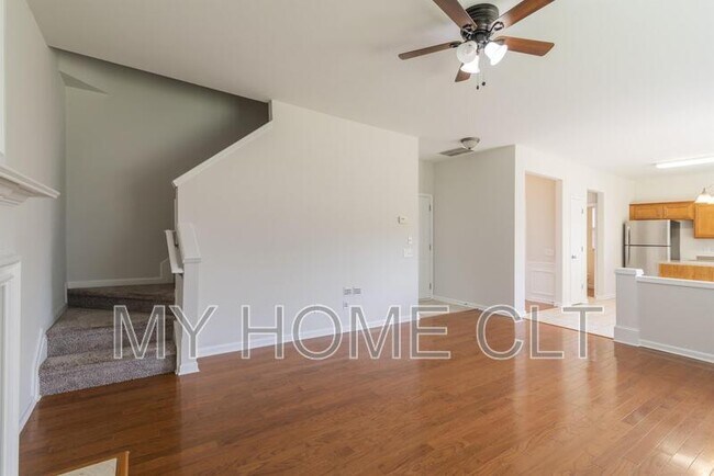 Building Photo - 2108 Arbor Vista Dr