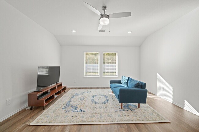 Building Photo - "Charming 4-Bed Sanctuary with Granite Elegance in Magnolia!"