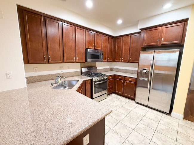 Building Photo - 1506 McCandless Dr