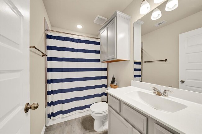 Building Photo - 3859 Fleetwood Falls Ln