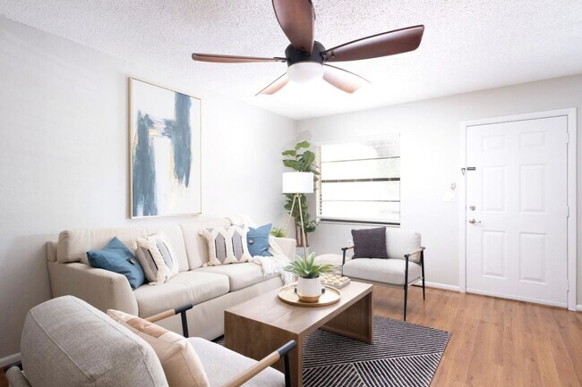 Building Photo - 3331 NW 21st Dr