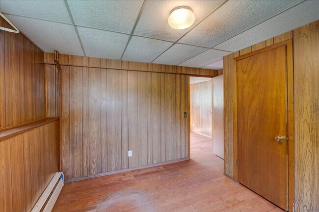 Building Photo - 6404 Maywood Ave