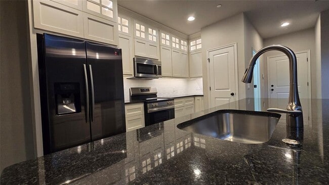 Building Photo - 581 Outer Banks Way