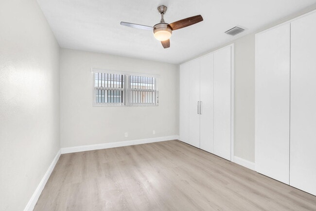 Building Photo - 3213 Colony Club Rd