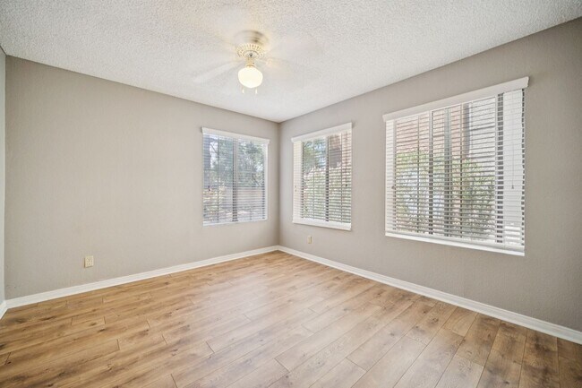 Building Photo - 2200 S Fort Apache Rd