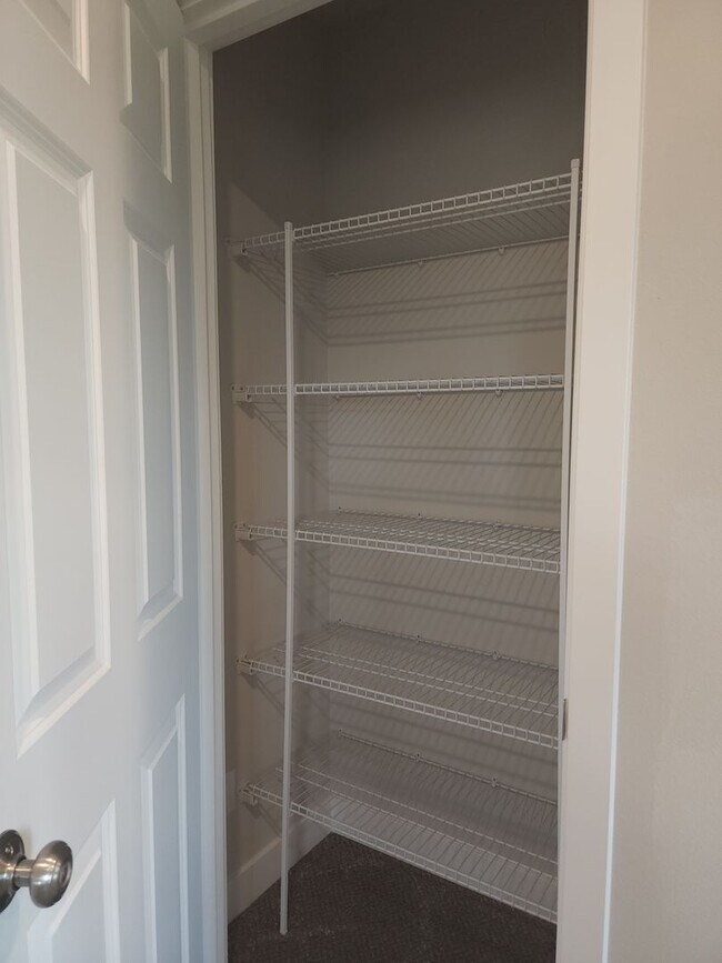 Building Photo - Yelm Creek Estates, New Construction 4 Bedroom, 2.75 Bathroom with Den