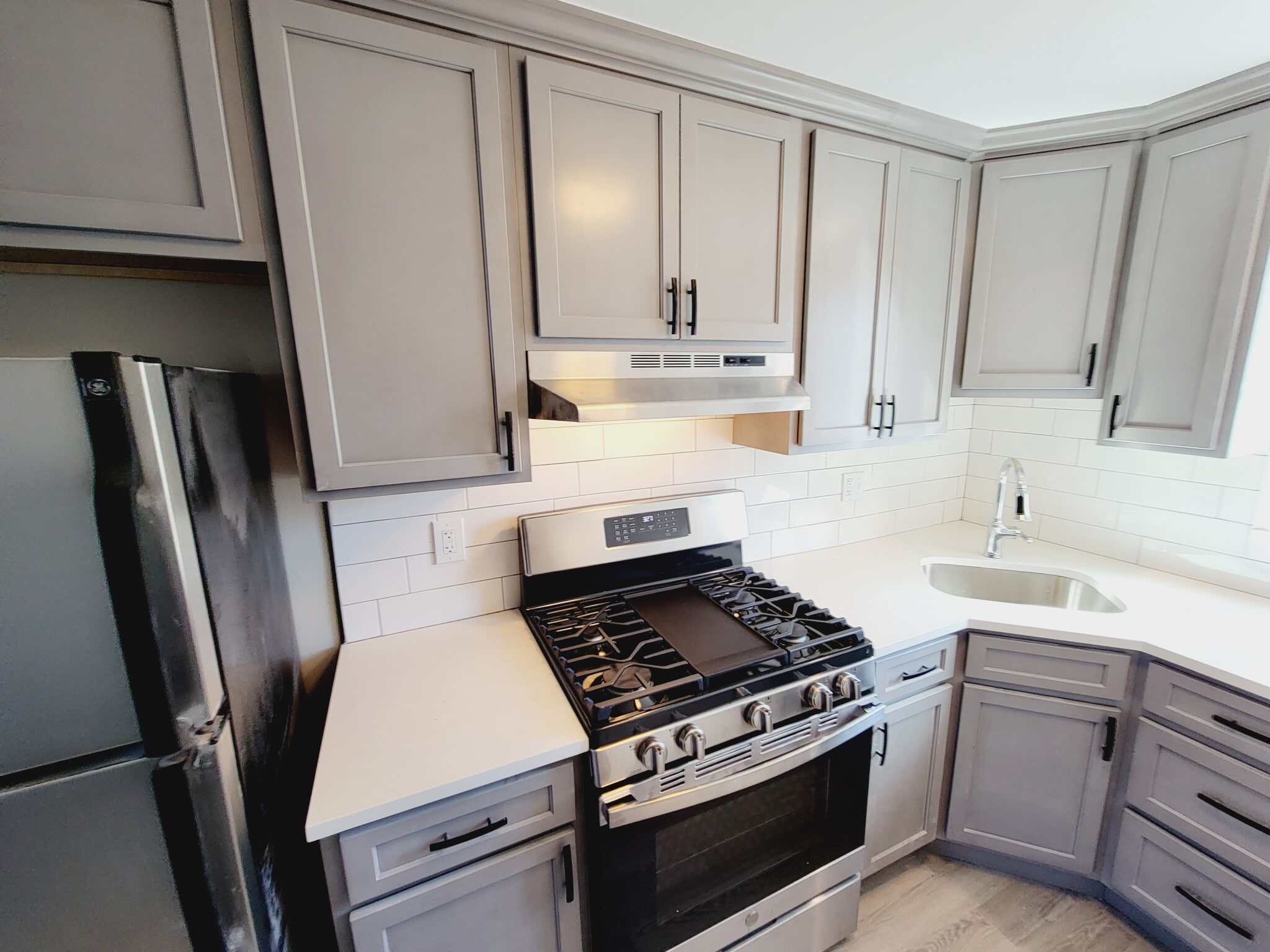 Building Photo - 41 Evergreene