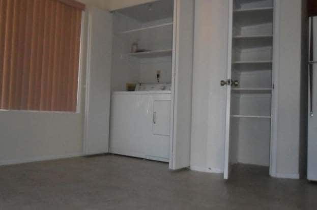 Building Photo - 3376 W Camino De Amigos