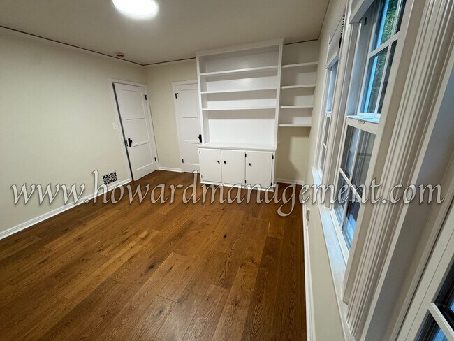 Building Photo - ***OPEN HOUSE 6/13 (11am-1pm)*** Contempor...