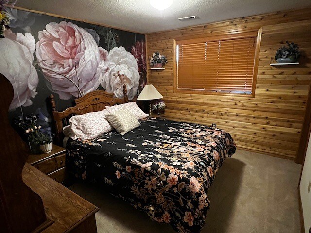 Bedroom 2 downstairs - 12505 S Center Ln