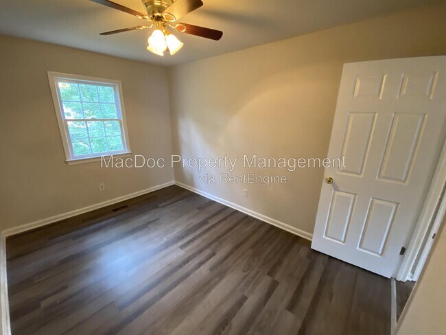 Building Photo - 130 Janney Ct