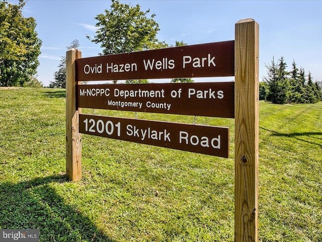 Building Photo - 22739 Tate St