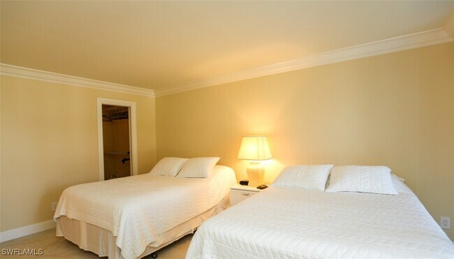 Building Photo - 4551 Gulf Shore Blvd N