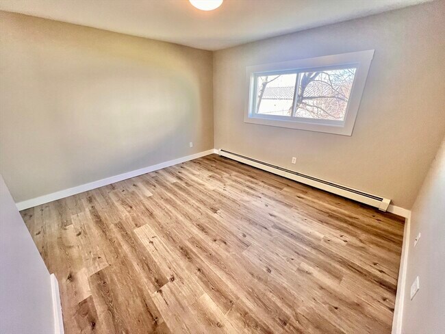 Building Photo - 38R Millett St