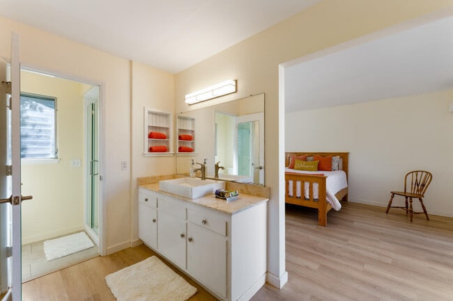 Building Photo - 4126 Foothill Rd