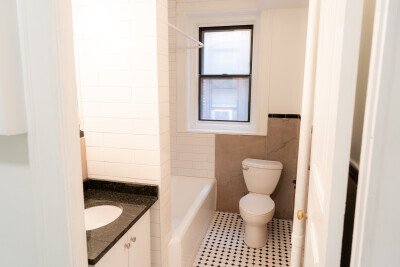 Building Photo - 43 Westland Ave