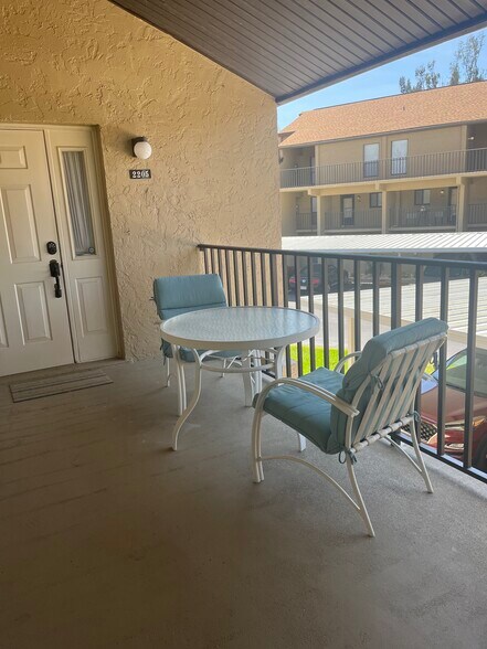 Building Photo - 15770 Windward Way Cir