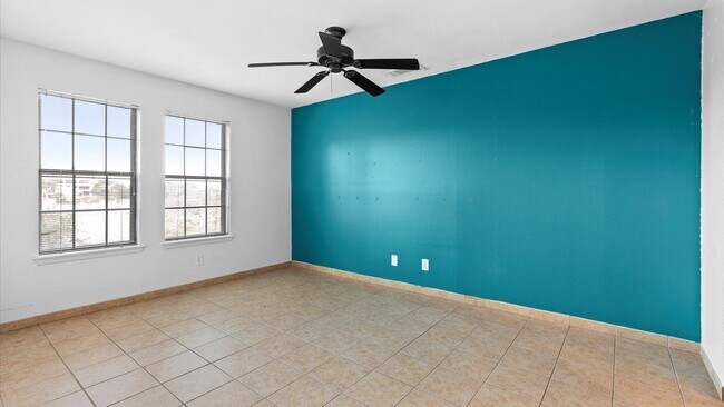 Building Photo - Spyglass Hill