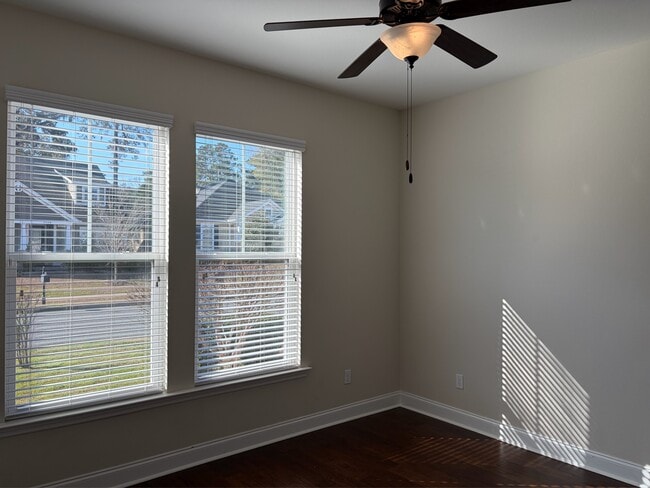 Building Photo - 5081 Bird Nest Trl