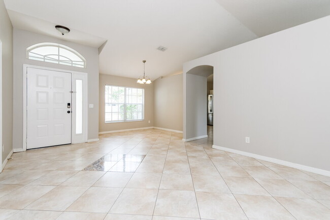 Building Photo - 2607 Settlers Trail