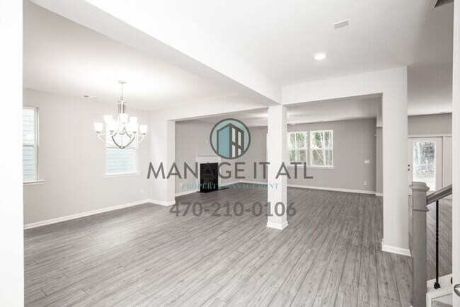 Building Photo - 4 Bedroom House in Hoschton over 3,700 sqft!