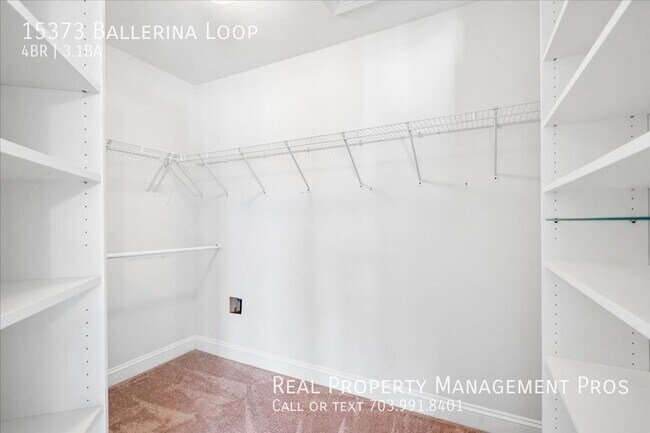 Building Photo - 15373 Ballerina Lp