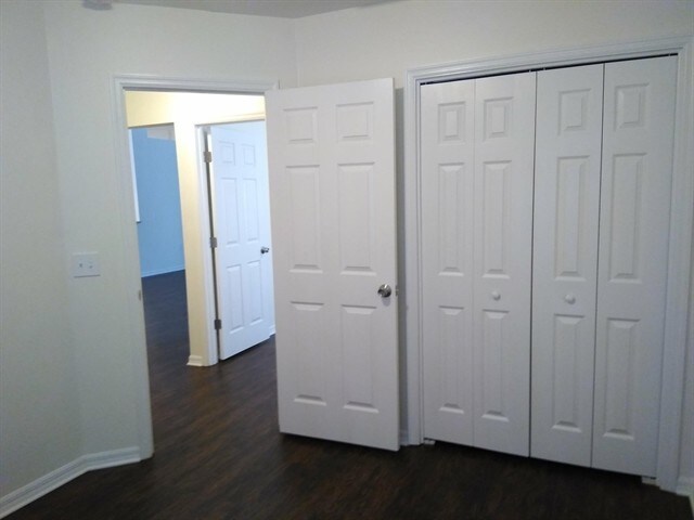 Building Photo - 1443 Baythorn Dr