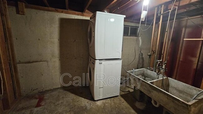 Building Photo - 1222 E Baldwin Ave